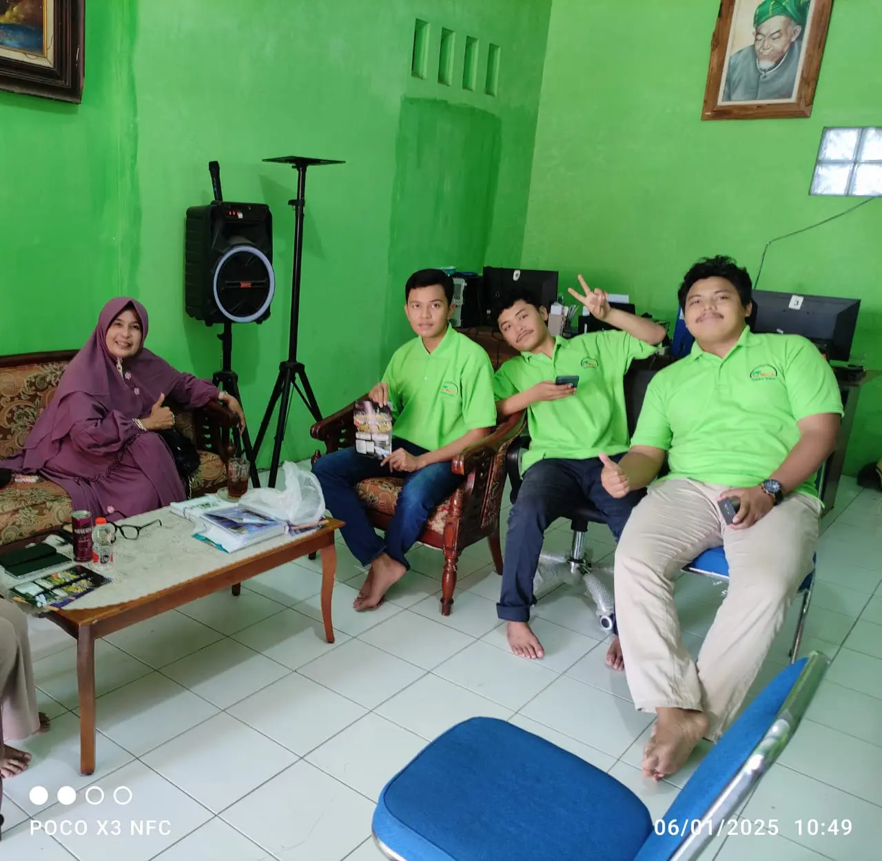 Foto Bersama Karyawan PT Mega Karunia Berkah